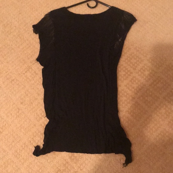 Edgy hero crane top. - Picture 4 of 4